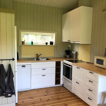 Mysig Nybyggd Stuga Naera Hav Och Natur Klovedal Ngoại thất bức ảnh